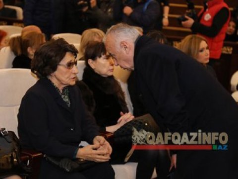 Ramiz Mehdiyevlə Mədət Quliyev Cəlal Əliyevin vida mərasimində - FOTO 	