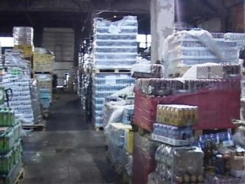 Azərbaycanlının işlətdiyi sexdən 1 ton saxta içki müsadirə olundu - Rusiyada