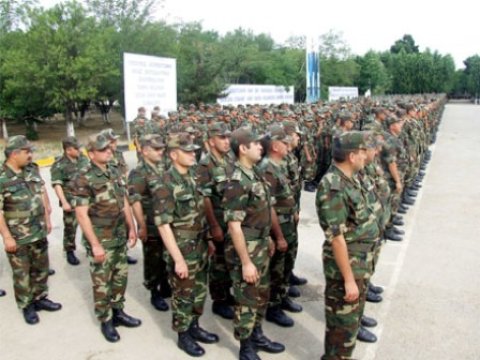 Hərbçilərə pulsuz mənzil verilsin, kirayəpulu dövlətə qalsın - TƏKLİF 