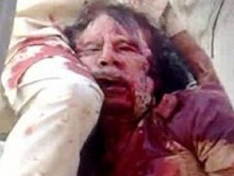 ”Qəddafinin son dəqiqələri əks olunan video yayılıb” -Video