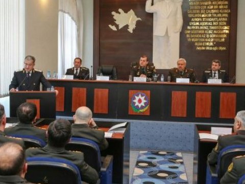 18 həbsxana işçisi vəzifədən azad olunub