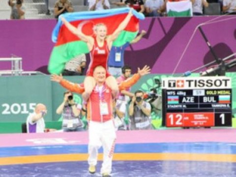  7 medal qazanan qadın idmançılar 