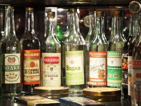 Rusiyadan Azərbaycana araq idxalı 50% azalıb