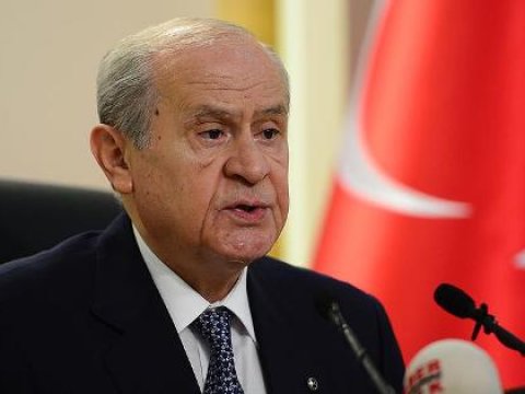 Baxçalı od PÜSKÜRDÜ: “Alçaqlar!”