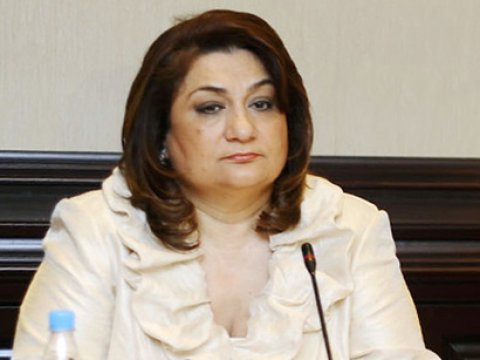 Hicran Hüseynova ilə bağlı QALMAQAL böyüyür: “O rəsmi sənəd də deyil”