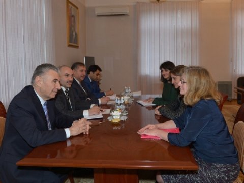 Əli Həsənov Dilqəm Əsgərov və Şahbaz Quliyevlə bağlı tələb irəli sürdü