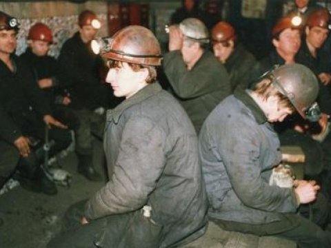  Rusiyada mədən çökdü - dağıntılar altında qalanlar var