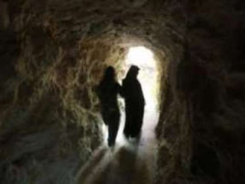  İŞİD  liderinin arvadı qaçıb