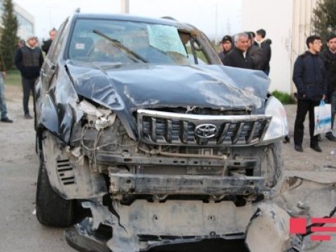 Aeroport yolunda baş verən qəzada 20 nəfər xəsarət alıb - YENİLƏNİB