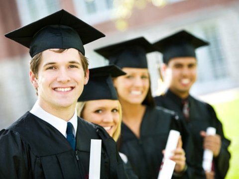 Xaricdə təhsil almış 1000-dən çox azərbaycanlı məzun olub