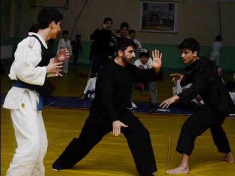 100-dən artıq idmançı Bakı birinciliyi uğrunda yarışıb