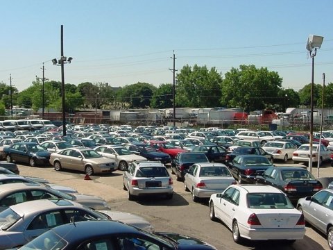 Bakının maşın bazarında satılan və satılmayan avtomobillər - QİYMƏTLƏR