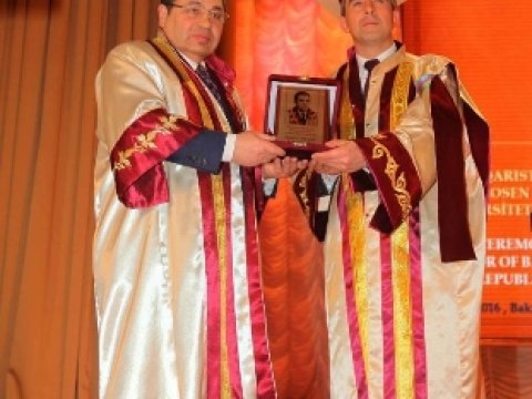 Bolqarıstan prezidenti BDU-nun fəxri doktoru oldu - FOTO