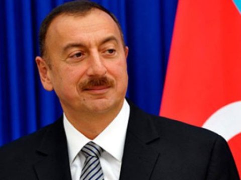 Prezidentə təqdim edilən siyahıda 140-a yaxın məhbusun adı var