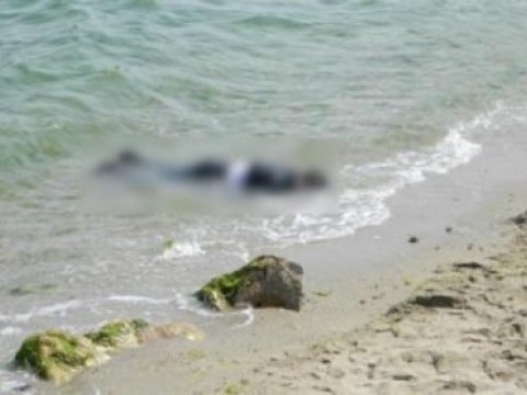 Bulvarda özünü dənizə atanın meyiti tapıldı