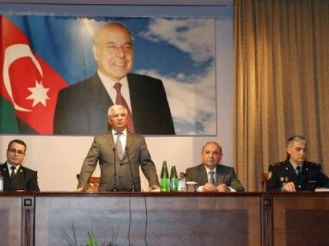 ”Bəzi qruplar din pərdəsi altında pozuculuq fəaliyyəti göstərir”- Səyavuş Heydərov 