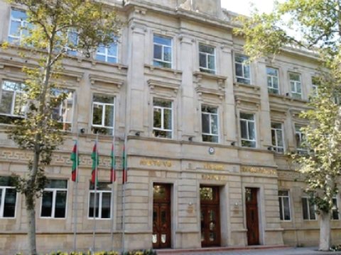 Rabitə Nazirliyi bayrama görə tapşırıq verdi 