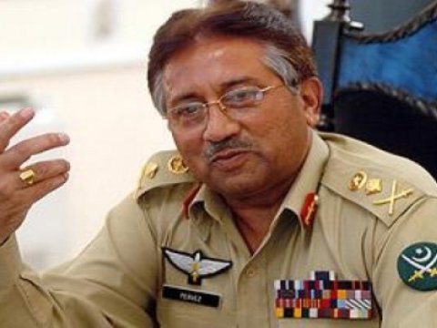 Keçmiş prezident ölkədən getdi