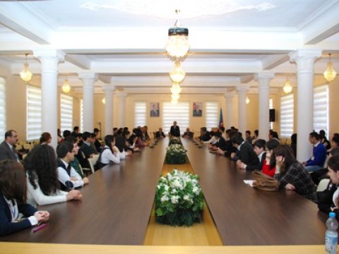 Məktəbli fiziklərin seminarı - FOTO