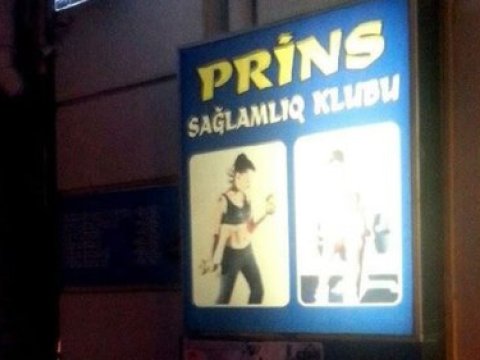 Sağlamlıq klubundan qovulan qız dava salıb-Video