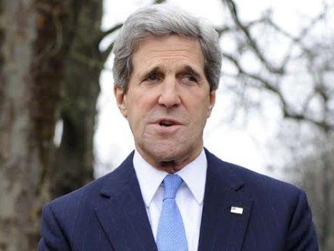 Con Kerri Moskvaya gəlib