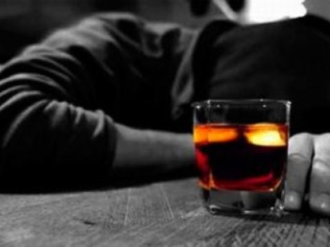 Pakistanda 40 nəfər spirt qəbul edib öldü 