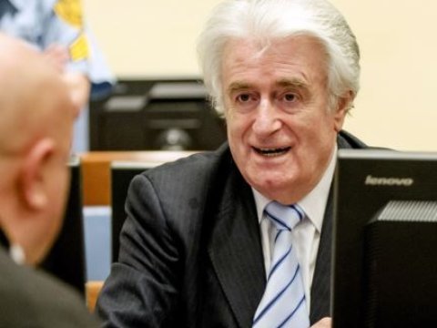 Radovan Karadjiçin mühakiməsi Xocalını yada salıb