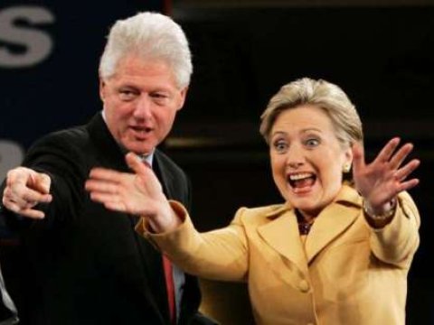 Hillari Klinton iki ştatda uduzdu