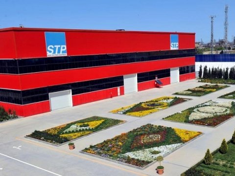 Sumqayıt Texnologiyalar Parkında işçilərin yeməkxanaya “hücumu” - VİDEO