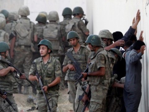 İzmirdə İŞİD-in 15 agenti həbs olunub