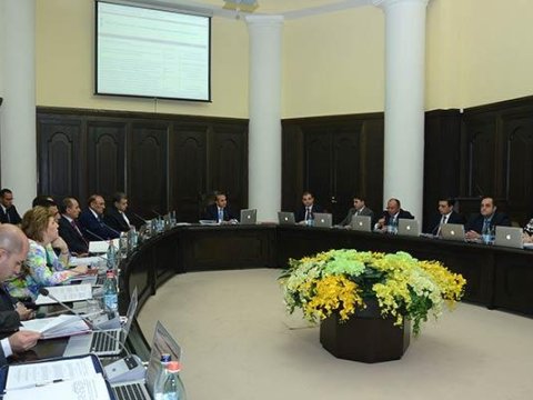 Ermənistan TƏŞVİŞDƏ - Hökumət təcili iclas keçirir 