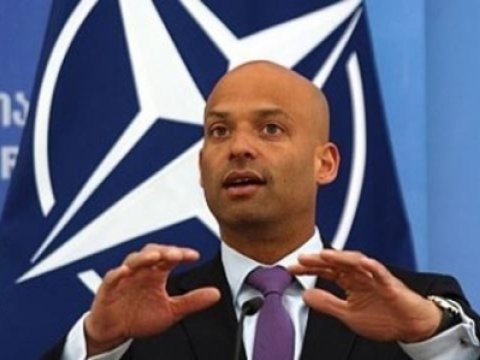  NATO tərəfləri atəşi dayandırmağa çağırdı