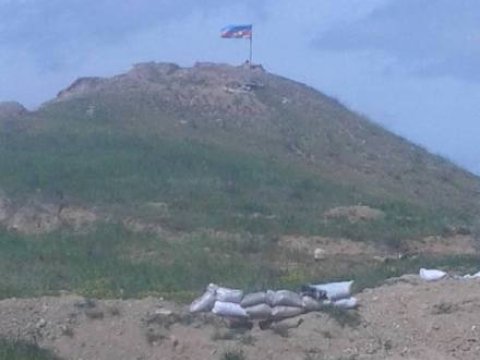 Cəbhə bölgəsindəki mülki insanlar öz evlərindədirlər - RƏSMİ 