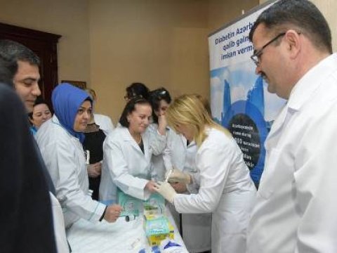 "Bölgələrdə diabet xəstəliyi daha geniş yayılıb" -  FOTOLAR