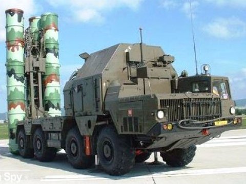 İran ilk S-300 raketlərini aldı - VİDEO