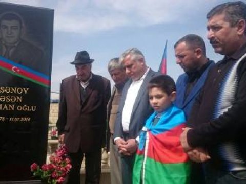 Şəhid Həsənin doğum günündə məzarı ziyarət edildi - FOTO