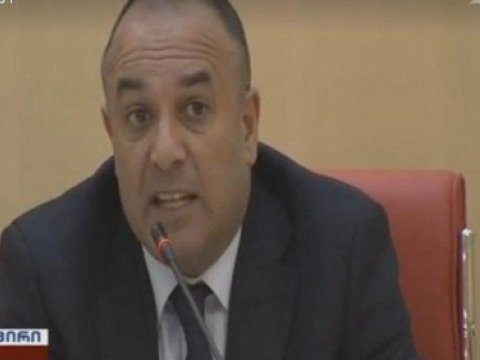 Azərbaycanlı deputatla erməni deputat arasında QALMAQAL