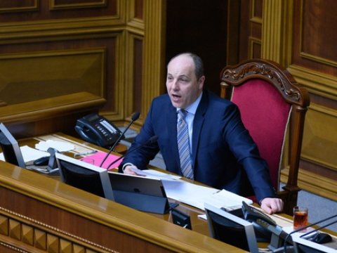 Ukrayna parlamentinə yeni sədr seçildi