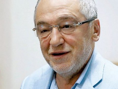 Qarabağ ermənilərinə yardım edən iş adamına hökm oxundu