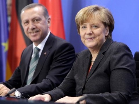 Almaniya Ərdoğanın məhkəmə iddiasını qəbul etdi