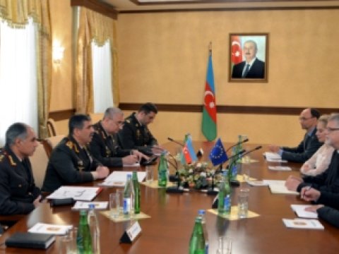 Zakir Həsənov: “Ağır vəziyyətə düşüblər”