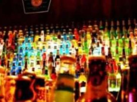  Diplomatdan qalmaqallı sifariş: 2000  litr pivə, 1100 litr çaxır, 520 litr spirt 