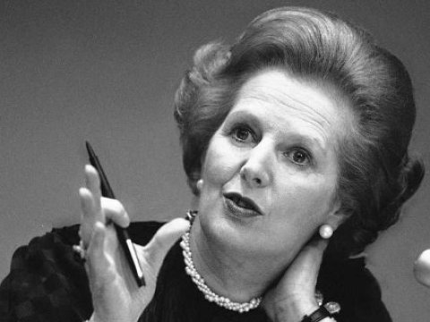 Tetçerin qızı anasının heykəlinin qoyulmasının əleyhinə çıxdı