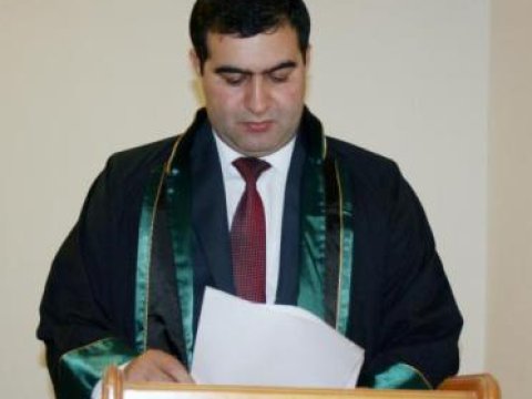 Ziya Məmmədovun sabiq müşaviri qohumunu tutdurub