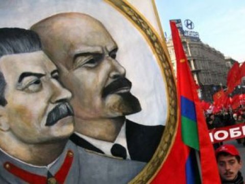 Rusların 56%-i SSRİ-nin dağılmasından təəssüflənir