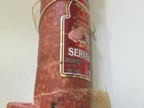 Bakıda satılan bu kolbasanın tərkibində at əti var - FOTO