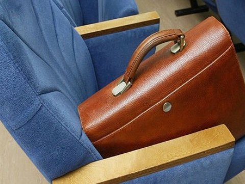 “Məktəblərə əyri yollarla rəhbər gələnlər uzaqlaşdırılacaq”