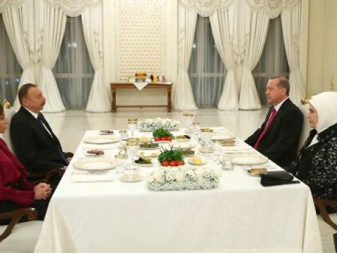  Prezidentlərlə xanımları ziyafətdə  - Fotolar 