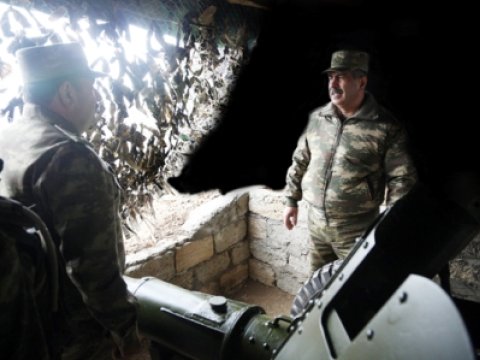 Zakir Həsənov düşmənlə üz-üzə - FOTOLAR