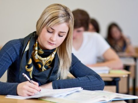 Abituriyentlərə XƏBƏRDARLIQ: Ərizə qəbulu başa çatır